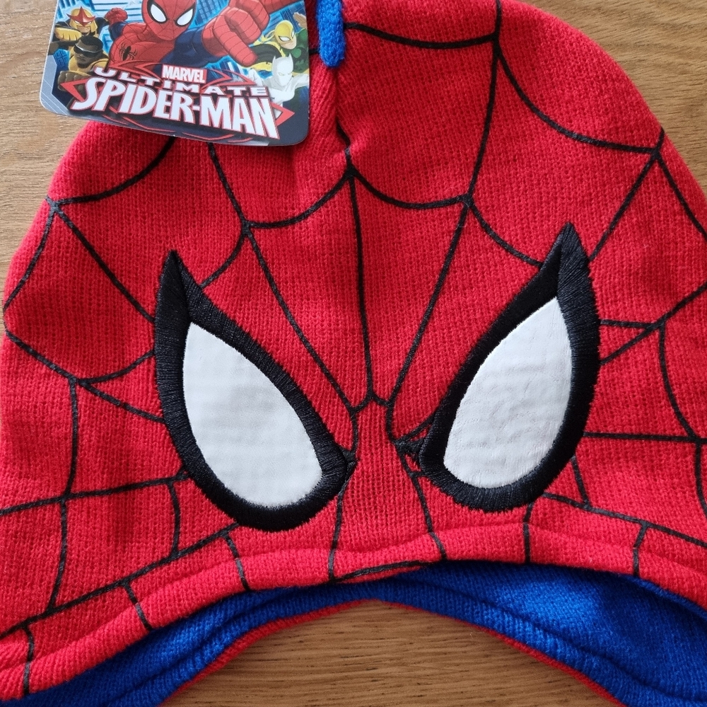 NWT Spiderman beanie and gloves - Picture 3 of 7